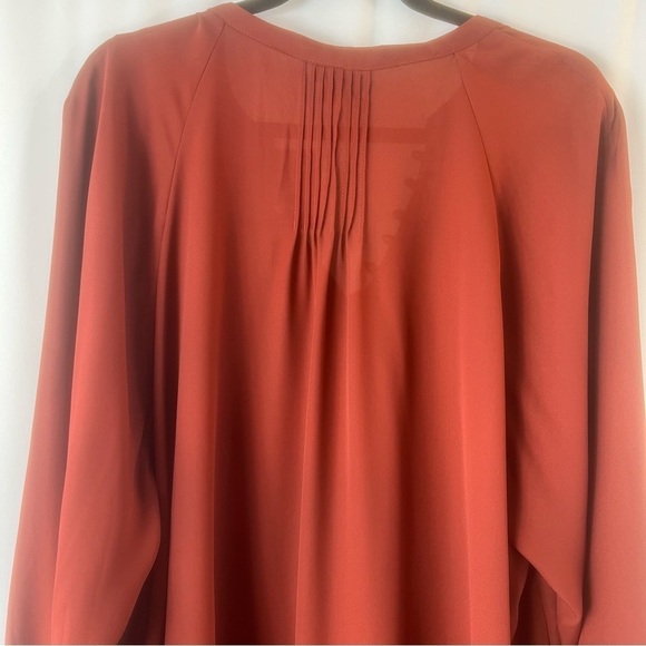 NWT Torrid Georgette Smocked Blouson Sleeve Blouse
Button-Down Blouse Size: 3 - Picture 14 of 17
